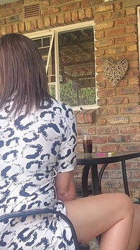 Nieghbors karımla karşılıklı mastürbasyon açık havada döllenmeye dönüşüyor