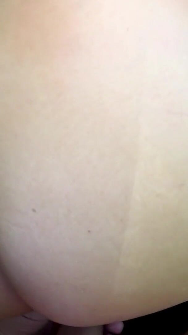 Andy Star: Big-ass Teen Lina - Auto-sex Mit Creampie