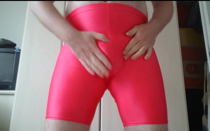 Carmen_Nylonjunge: Accarezzamento in pantaloni di spandex, Fan sportivo