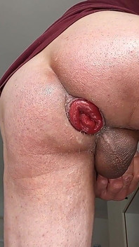 Esperienza anale ed eiaculazione forte