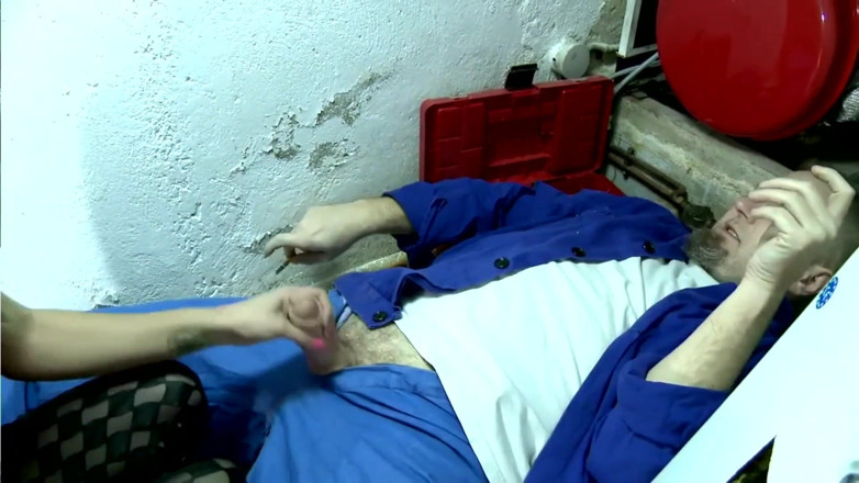 Italian hot scout and friends: Slutty wife cheats on her husband with the plumber