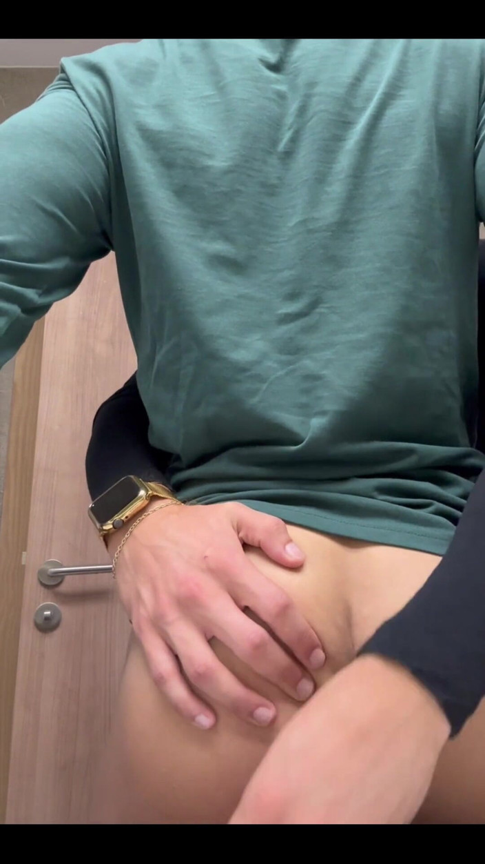 Twohotb: His Ass Looks Even More Beautiful