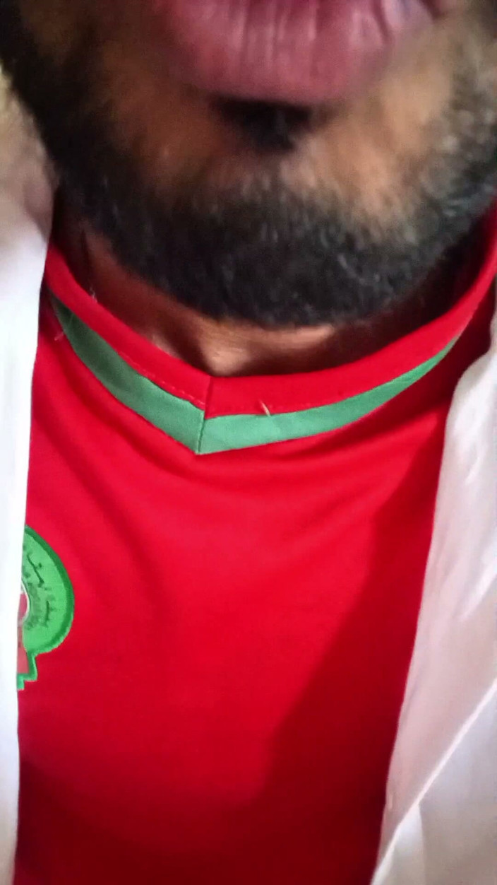 Saafirr: Arabya in the Fold of Bnin Kbir Iji Lih Hhhh