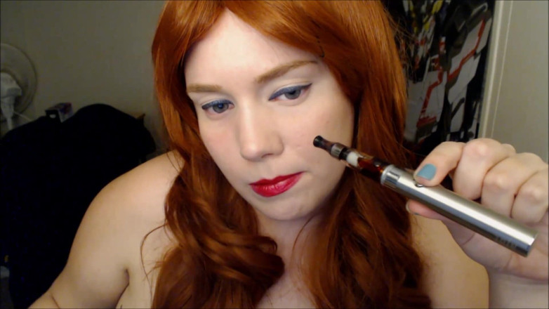 Scarlet Vixen: Une rousse fume (Mkv)