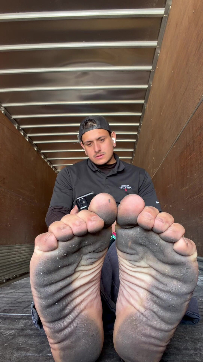 Footboy: Schmutzige sohlen