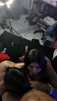 2 Chicas 1 BBC Bts.....