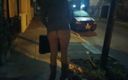 Active Couple Arg: सार्वजनिक दृश्यरतिक में सड़क पर नग्न होकर चमकती लड़की और पुलिस द्वारा पकड़ा गया