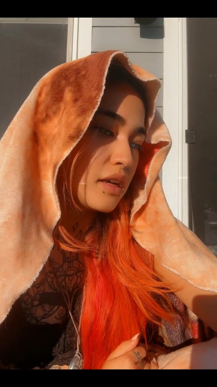 lilRavenFox:  Casi lo olvidé 