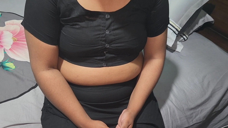 Akhi moni: ลูกพี่ลูกน้องสาวน่ารักและเงี่ยน Desi สนุกกับการเย็ดกับลูกพี่ลูกน้องชายของพวกเขาเมื่อพ่อเลี้ยงไม่อยู่บ้าน (หนังเต็ม)