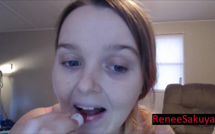 Renee Sakuya: Nanášení fetiš rtěnky do pusy