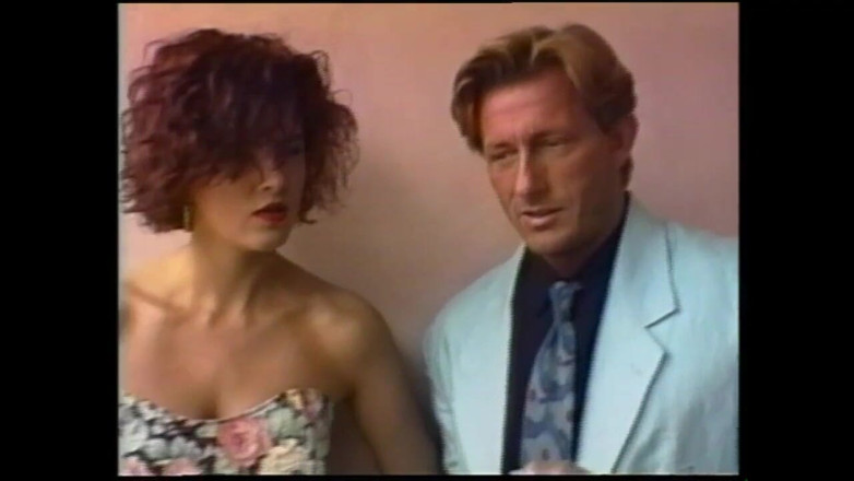 MMV films - The Original: Krásná sexy zrzka MILF s chlupatou kundičkou ošukaná do zadku...