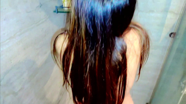 Profe Sam: Starnger chica de nuevo follada en la ducha y el...