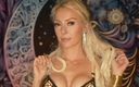 Barby Domina: Sexig blondin stora bröst, striptease