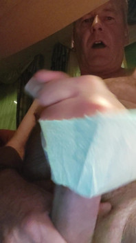 Cumming in Livingroom
