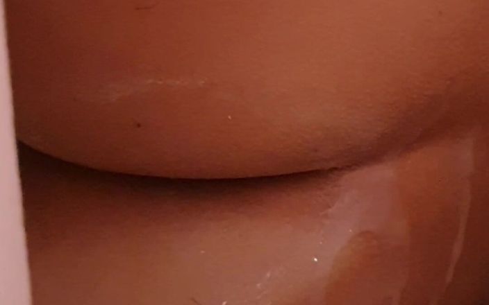 Taiwancdgirl: S’il te plaît, éjacule-moi sur le cul.