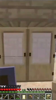 สร้างครั้งแรกใน Minecraft