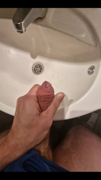 Wake up at Friend's House, Hungover. What Else You Gonna Do Than Cum? ‍