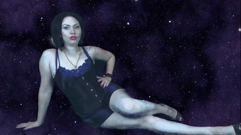 Goddess Misha Goldy: Je bent zo verslaafd aan mij