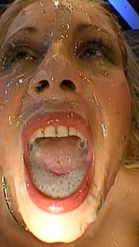 Ggg John Thompson - Büyük Göğüslerde Squirt Partisi