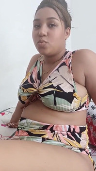 Casting pornô Keilimar está na indústria pornô amadora há muito tempo e o chefe não lhe paga nenhuma dica