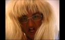 Bizzarre World: Transgender Man with Blonde Wig Hard Assfuck