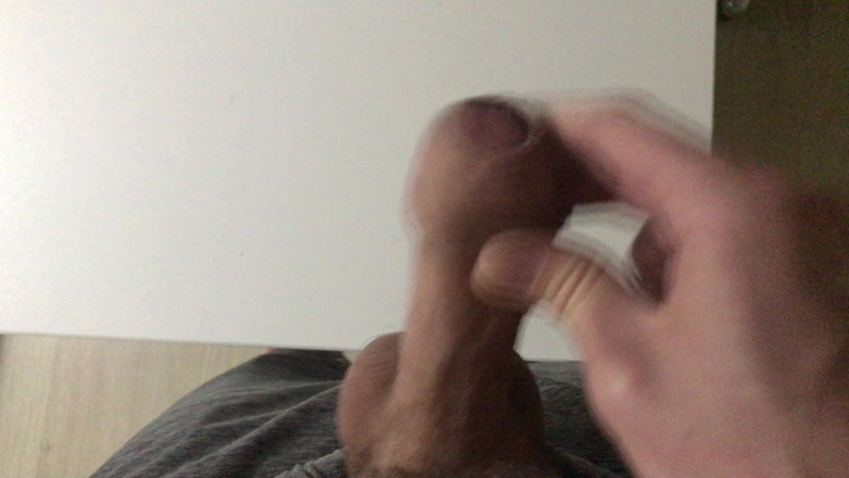 IlyaWilliam: Barely legal teen fast wanking &amp; cum