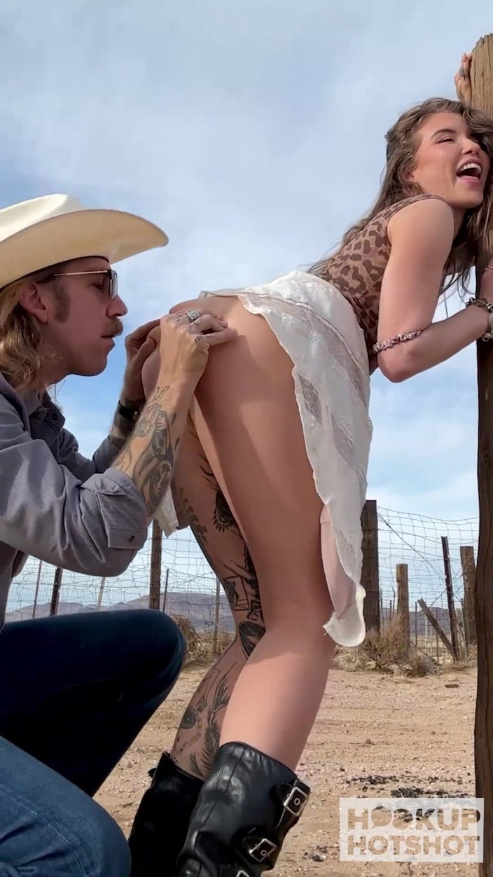 Hookup Hotshot: Eden Ivy, superbe salope, se tape Bryan Gozzling !
