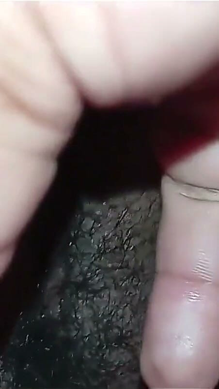 Karmicoxv: A carcera le ho messo le dita nella sua figa...
