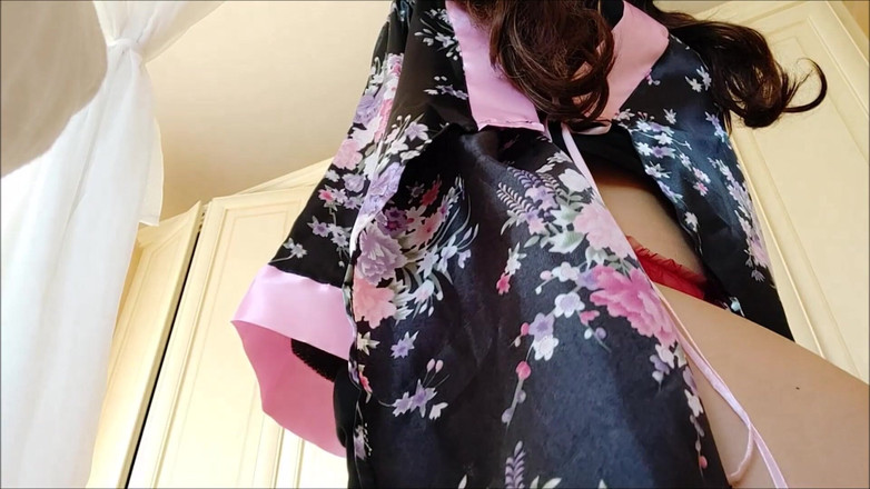 savannahamatoriale: 美丽的意大利女郎Lovnia很性感，但和进攻性爱