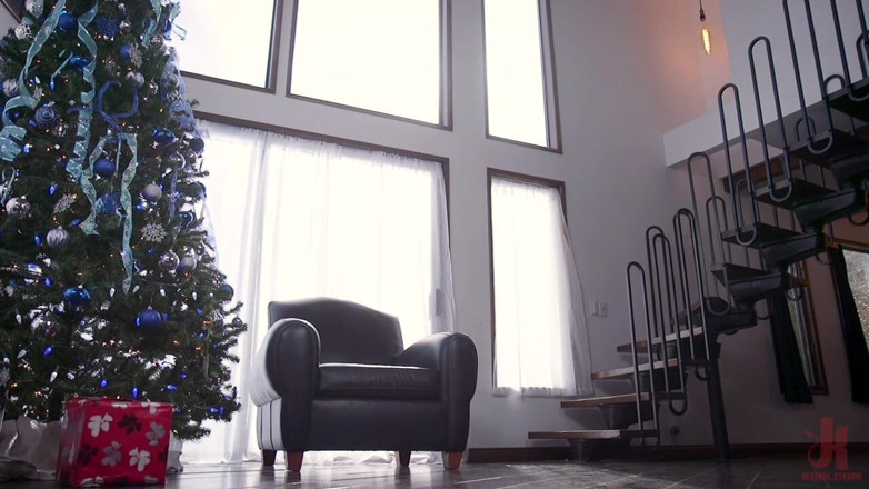 Families Tied by Kink: Azgın yeğeninin götüne şişman bir yarak alıyor