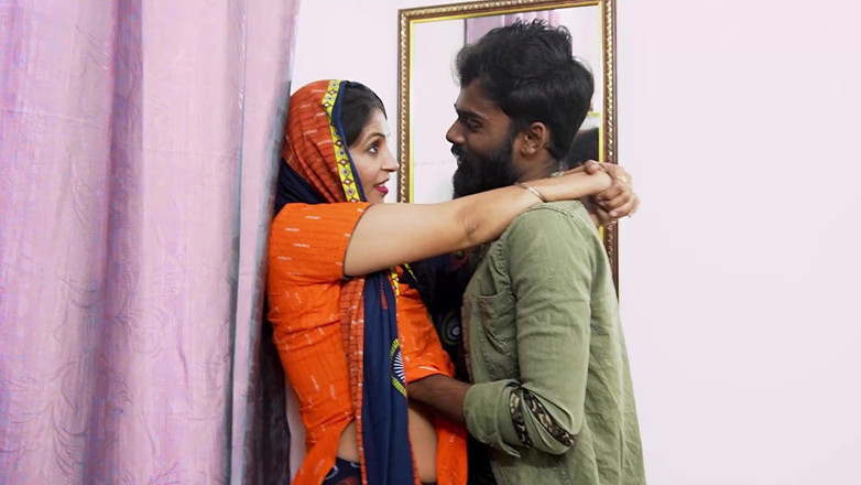 Queen star Desi: Desi sexy bibi scopata scopata il suo grosso cazzo marito,...