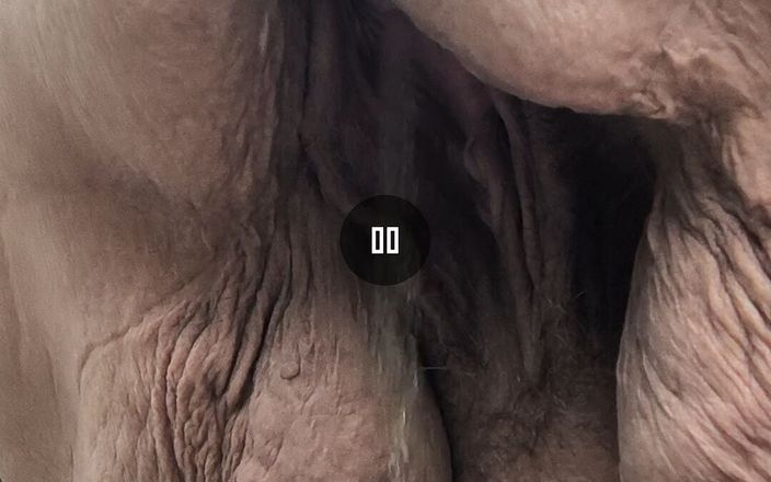 HerculesnVENUS: Mucama traviesa en la madera de cerca mea más