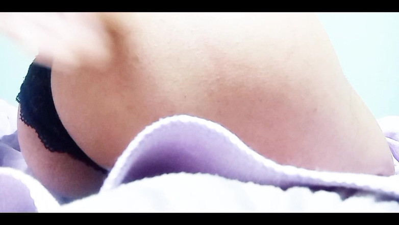 KittyGold: Pokazując swoje wspaniałe ciało, chciałaby mieć towarzystwo, więc nie czuje...