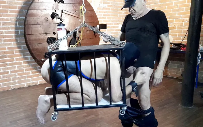 Master Drex: In a Small Cage