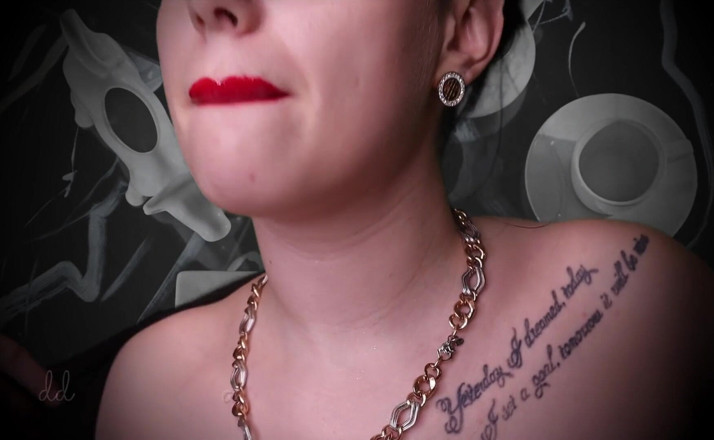 Goddess Misha Goldy: Lipsberry svádění! Uctívání, masturbace a sperma! JOI
