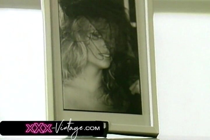 XXX-Vintage: Vintage trio y sodomía
