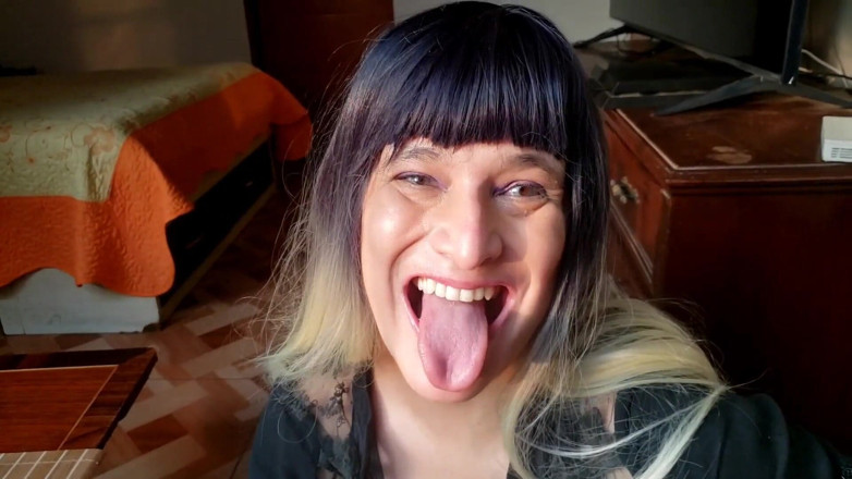 Agnes Swallow: Engolir tiro duplo