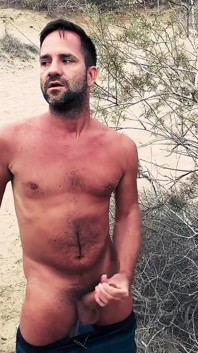Tim Blesh Quick Outdoor Cumshot in the Nature