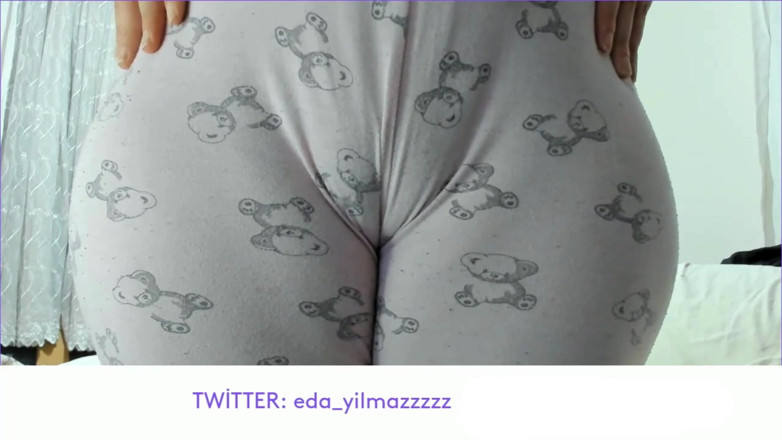 Bigass_sexy_bigboobs: Camel Toe- Pi̇jamayla Masturbasyon- Turk Porno- Turk MILF