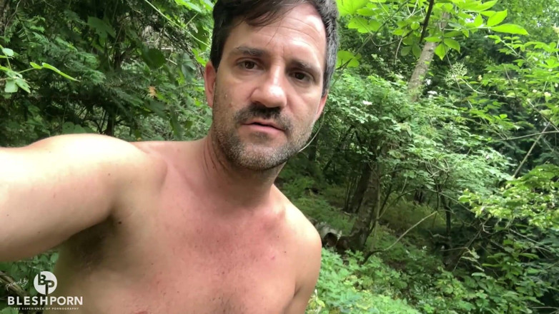 bleshporn: ฤดูร้อนใกล้จะหมดแล้ว - แต่ Tim Blesh เงี่ยน