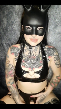 Sub and dom bunny