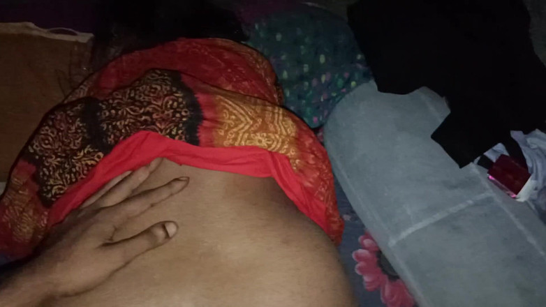 Roshalo Boudi: Bengali Boudi và chồng chịch kiểu chó