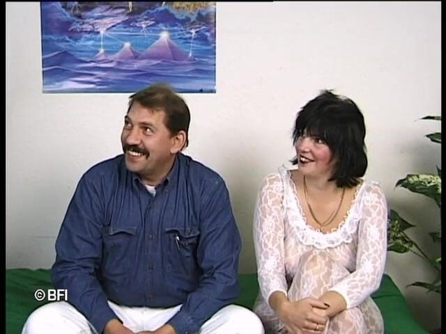 Experienced Men in Control: Old pervert with chick