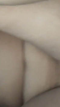 Priya india follada rápida y corrida facial