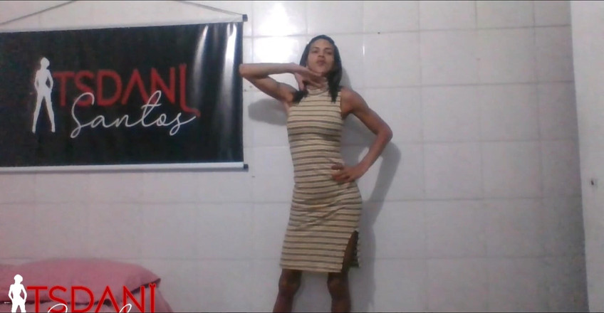Tsdanisantos1: 性感诱人的丹妮拉桑托斯跳舞，然后高潮。