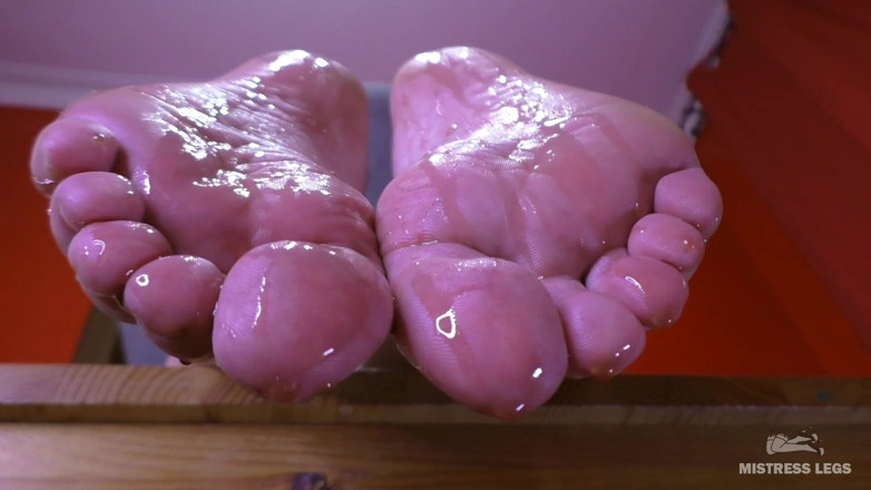 Mistress Legs: Flowing raspberry syrup on bare feet with slowmo fragments experimental...