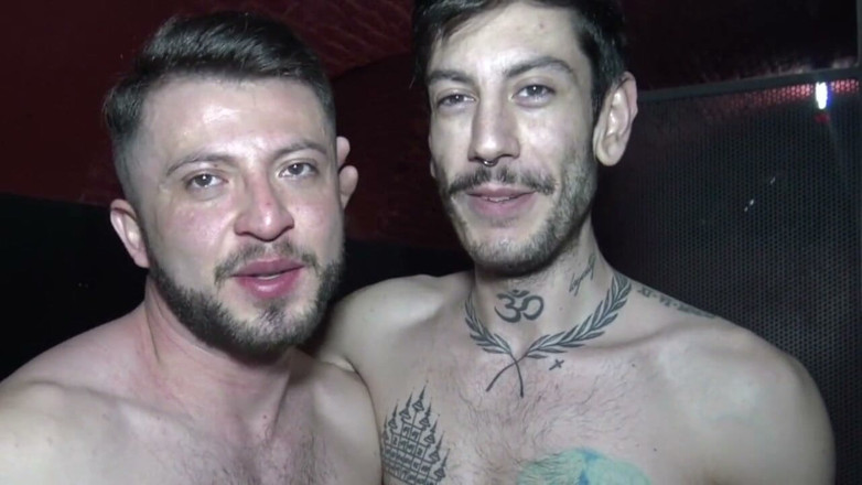 Recent bareback porn from France: Мужній хлопець любить великі члени