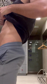 Huge Ass Brazilian Slut Gets Fucked in the Gym Hard