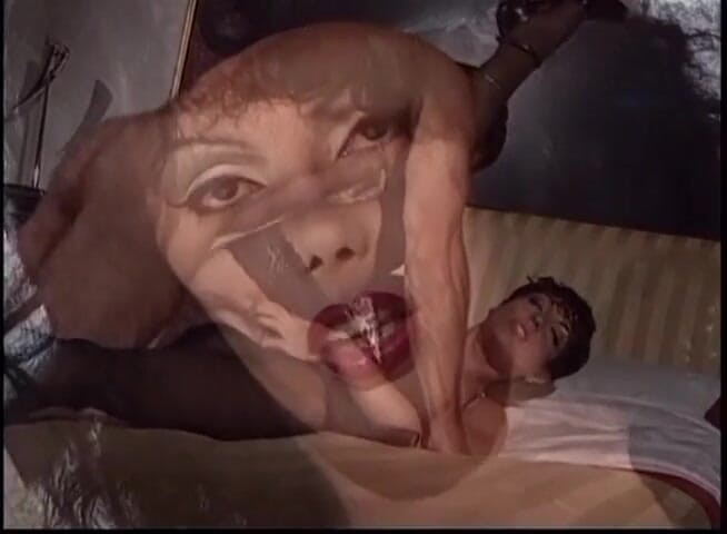 Shemale World: Meine frau fickt in meinem bett mit einer transe!