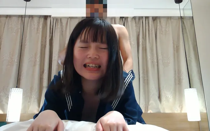 tomometal65: Uniform Saku-chan má ráda záda